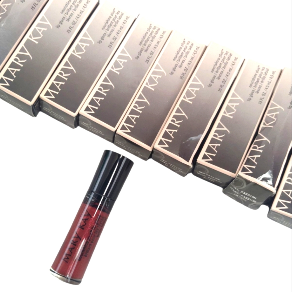 Mary Kays: Red/Rouge Passion Lip Gloss #047955